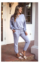 Load image into Gallery viewer, Veronica M Elastic Waist Jogger with side pockets