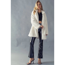 Load image into Gallery viewer, Urban Daizy Faux Fur Long Lapel Soft Touch Coat